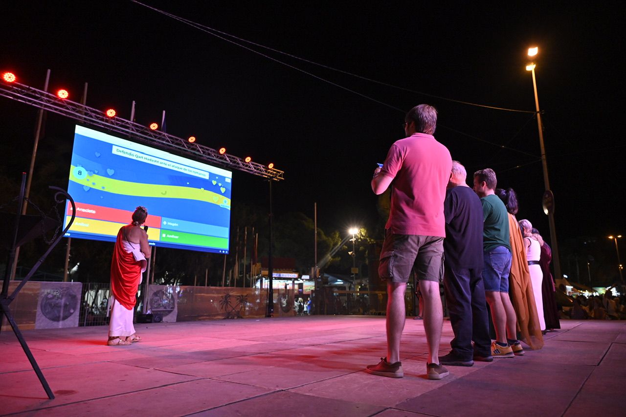 Apagado de fuego sagrado y fuegos artificiales para poner fin a Carthagineses y Romanos 2023