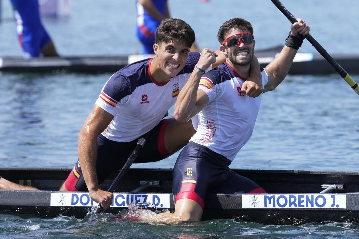 Joan Antoni Moreno y Marcus Cooper, medallas de bronce en C2 500 y K4 500