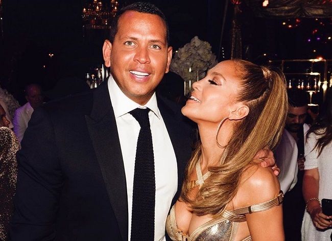 Jennifer Lopez, junto a Alex Rodríguez, en la celebración de su 50 cumpleaños