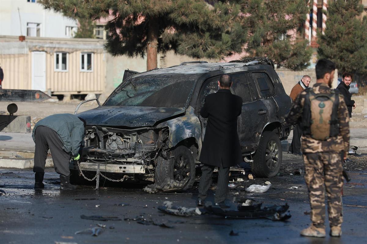 Ascendeixen a 63 els morts a l’atemptat contra una escola femenina a Kabul