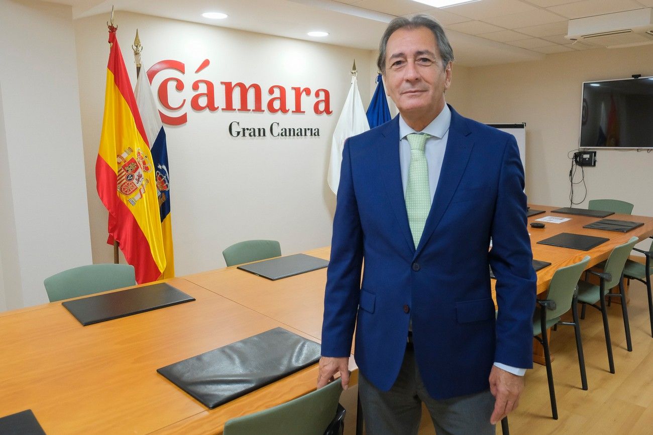 Luis Padrón por el congreso de Cámaras de Comercio