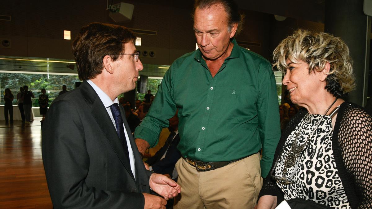 El sorprendente cambio físico de Bertín Osborne al reaparecer en una entrega de premios