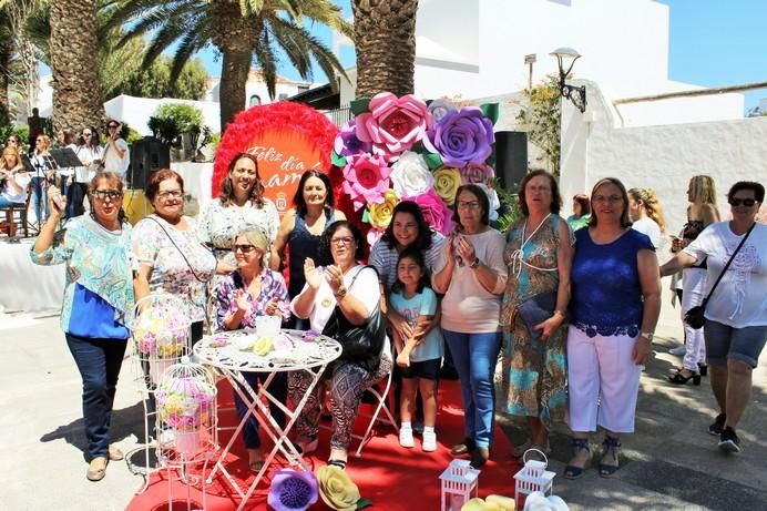 San Bartolomé inaugura su mercado y homenajea a las madres