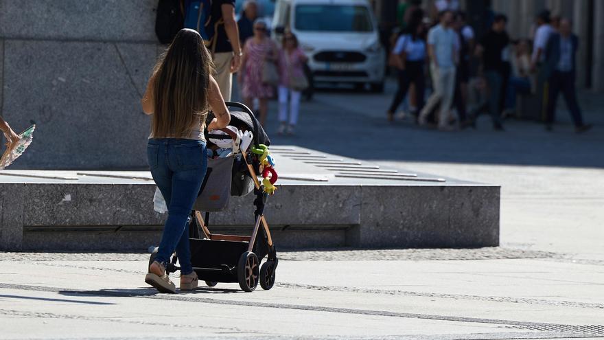 ¿Cuántos padres se beneficiarán en Canarias del nuevo permiso retribuido?