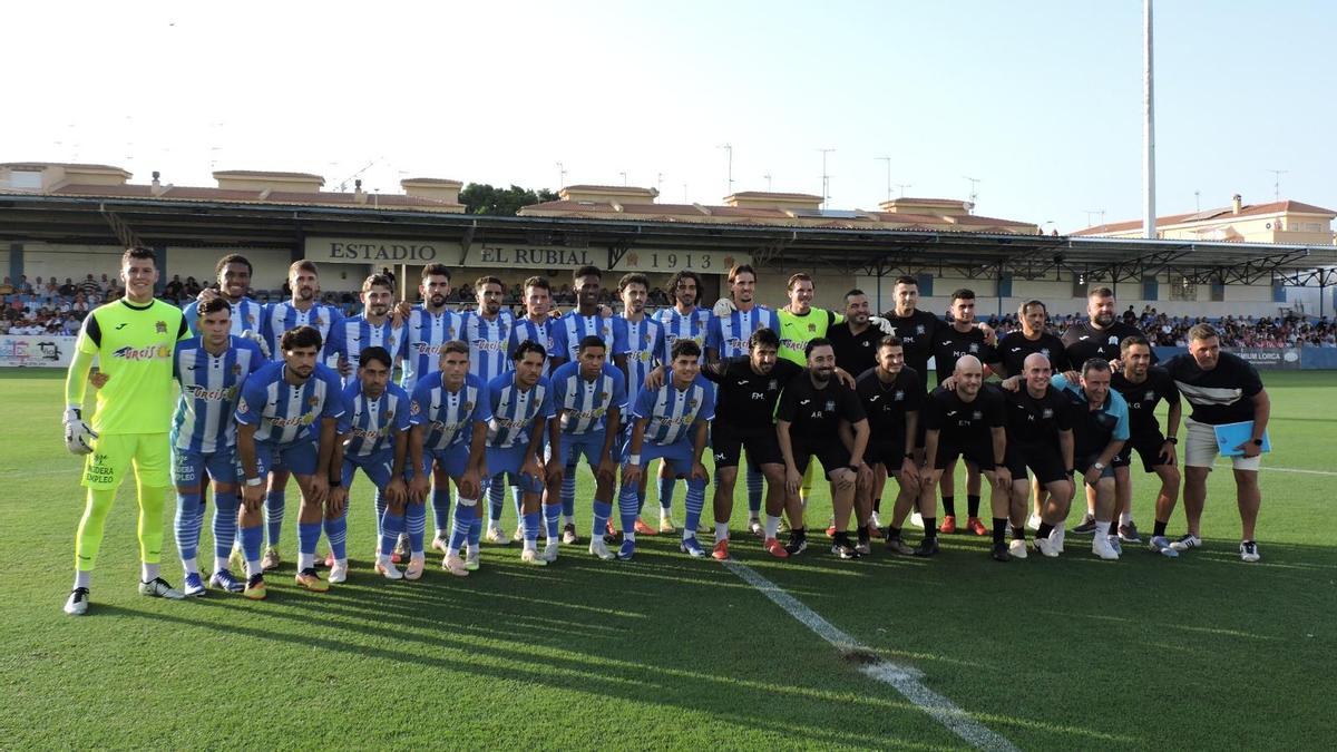 El Águilas FC se presenta ante su afición