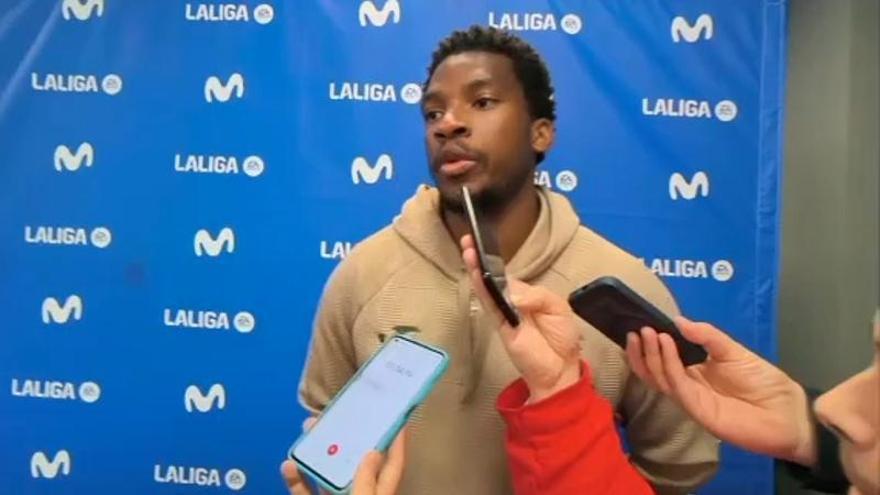 Vídeo | El central del Villarreal Kambwala analiza cómo se siente después de su grave lesión