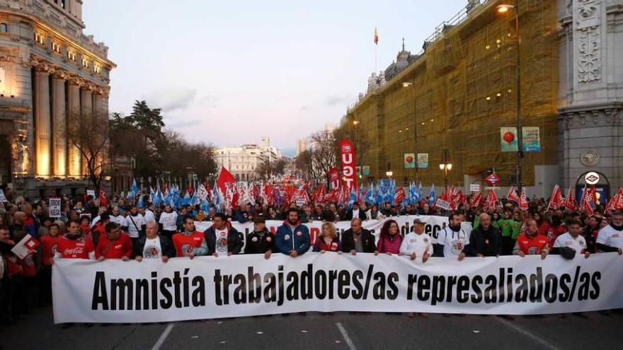 &quot;Los ocho de Airbus&quot;, con miles de apoyos en Madrid