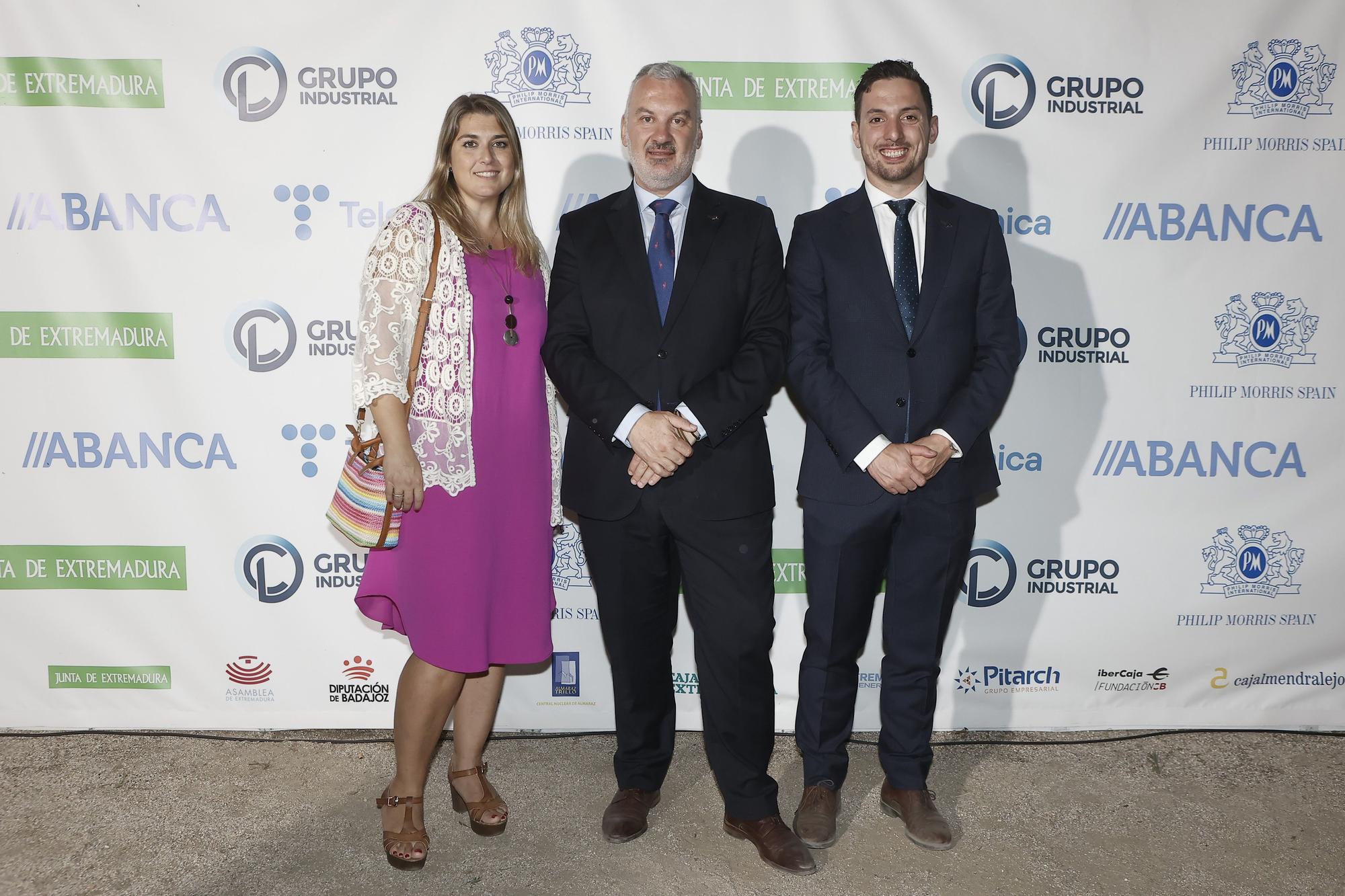 FOTOGALERÍA | Los invitados de los Premios Empresario del Año posan para El Periódico Extremadura