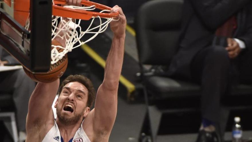 Pau Gasol machaca la canasta en el &#039;All-Star&#039; de 2016.