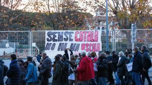 La batalla del català: el TSJC ordena que una alumna de Canet rebi una assignatura troncal en castellà
