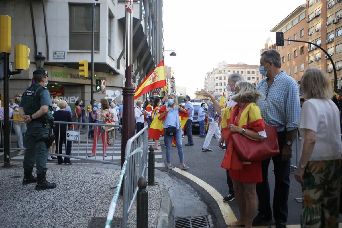 Concentración en Zaragoza en apoyo al coronel de la Guardia Civil Pérez de los Cobos