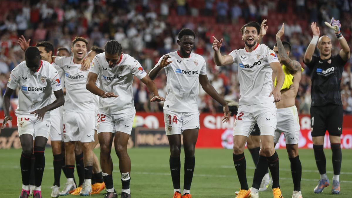 Resumen, goles y highlights del Sevilla 2 - 1 Villareal de la jornada 30 de LaLiga Santander