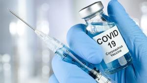 Solo el 65% de los vacunados frente a la COVID-19 con las dos dosis se ha puesto la tercera