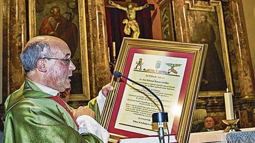 José Manuel Ramos Gordón el día que recibió un homenaje en Tábara pese a estar condenado.