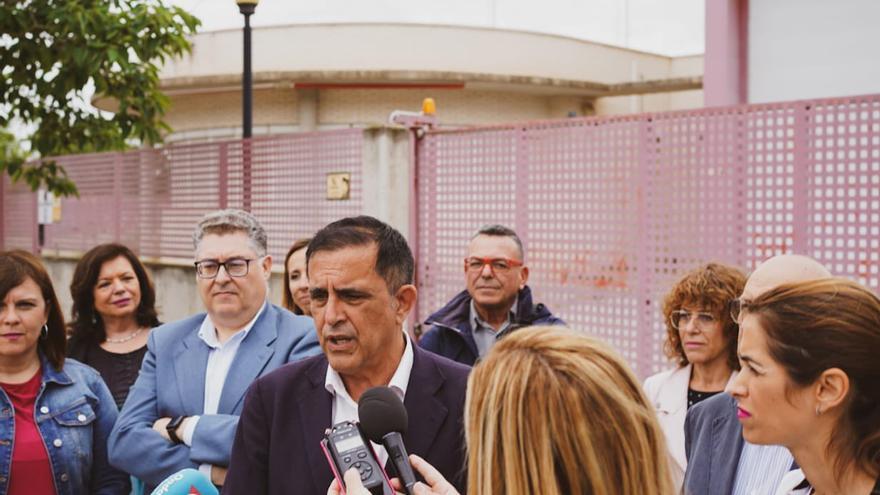 El PSOE se compromete a reabrir el parque de bomberos de San Ginés