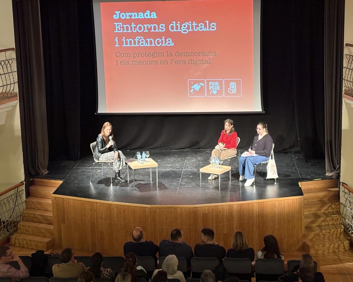 Jornada de 'entornos digitales e infancia' en Santa Eularia