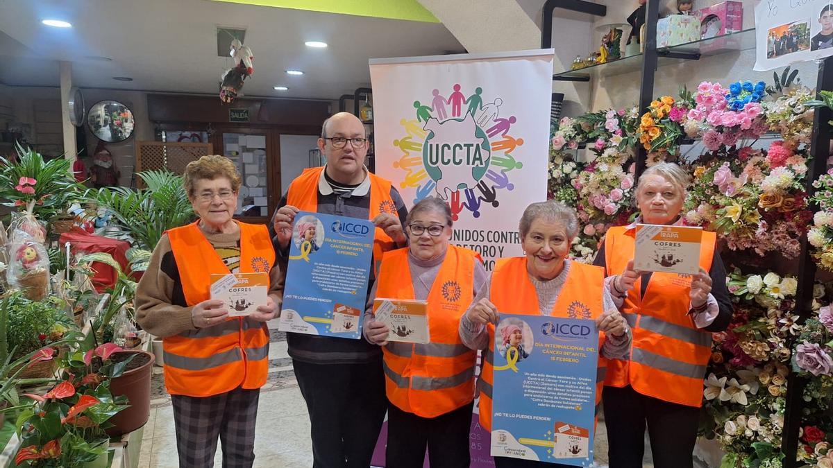 Miembros de UCCTA presentan la campaña por el Día del Cáncer Infantil.