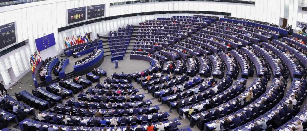 El Parlamento Europeo, durante una de las sesiones de ayer. | JULIEN WARNAND