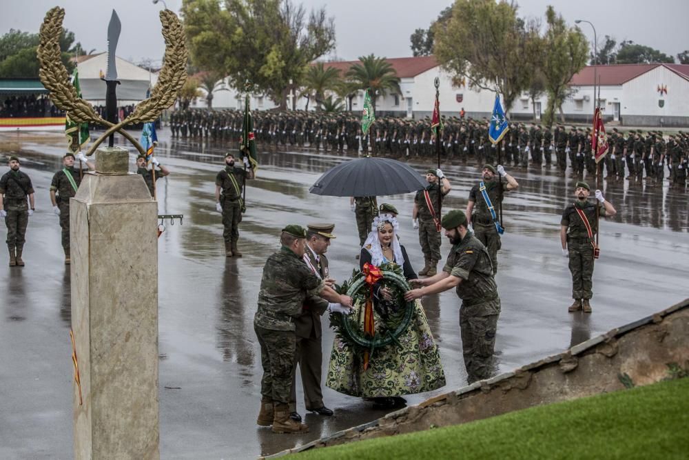 Un momento del acto del MOE en el cuartel de Rabasa.