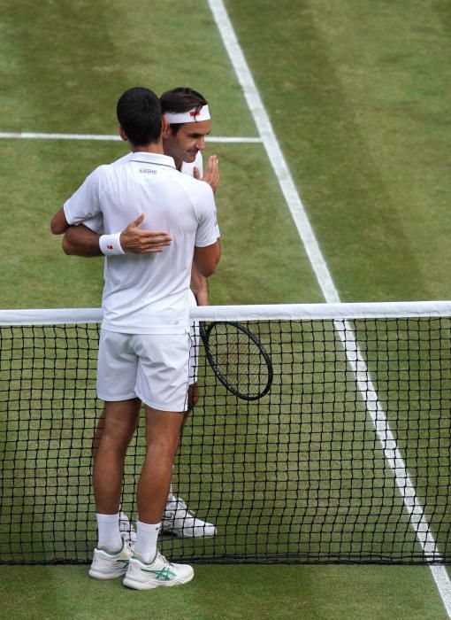Djokovic gana ante Federer su quinto Wimbledon