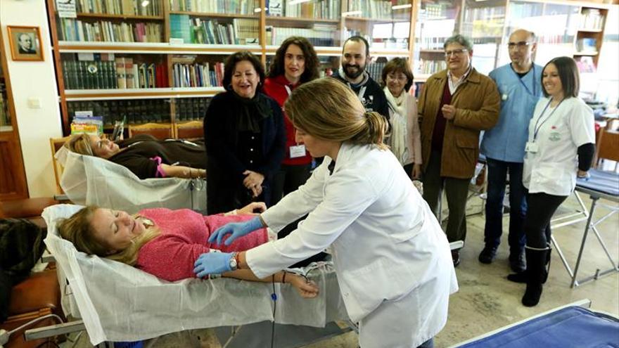 Alumnos de Teresianas organizan una campaña para donar sangre