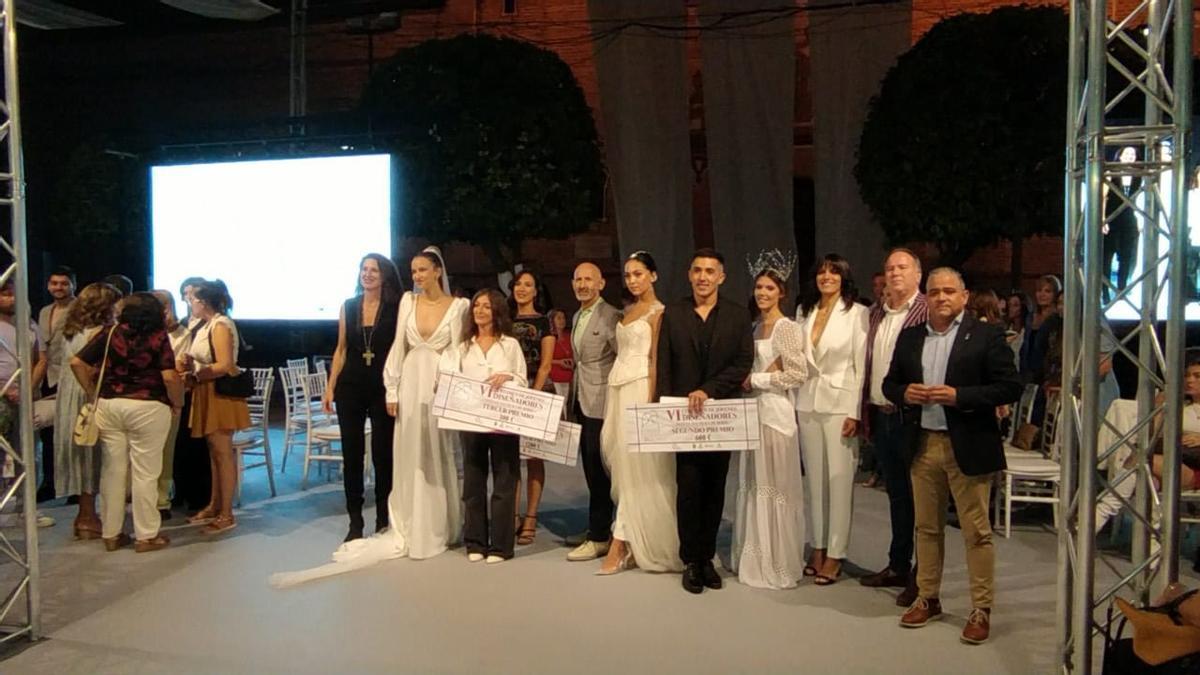 Todos los premiados en el certamen de Jóvenes Diseñadores de la Feria de la Boda de Fuente Palmera.