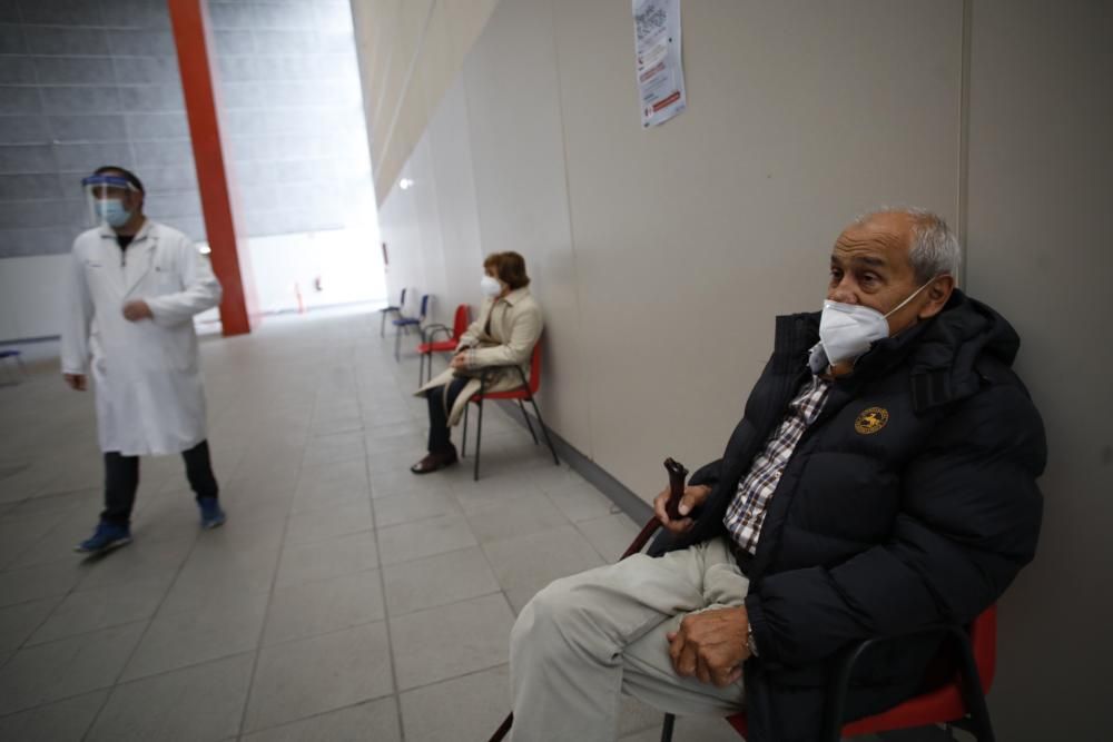 Campaña de vacunación de la gripe en Gijón.