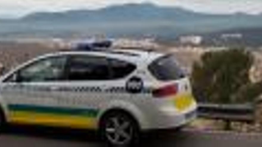 Un motorista de 26 anys mor en un accident al final del carrer del Carme