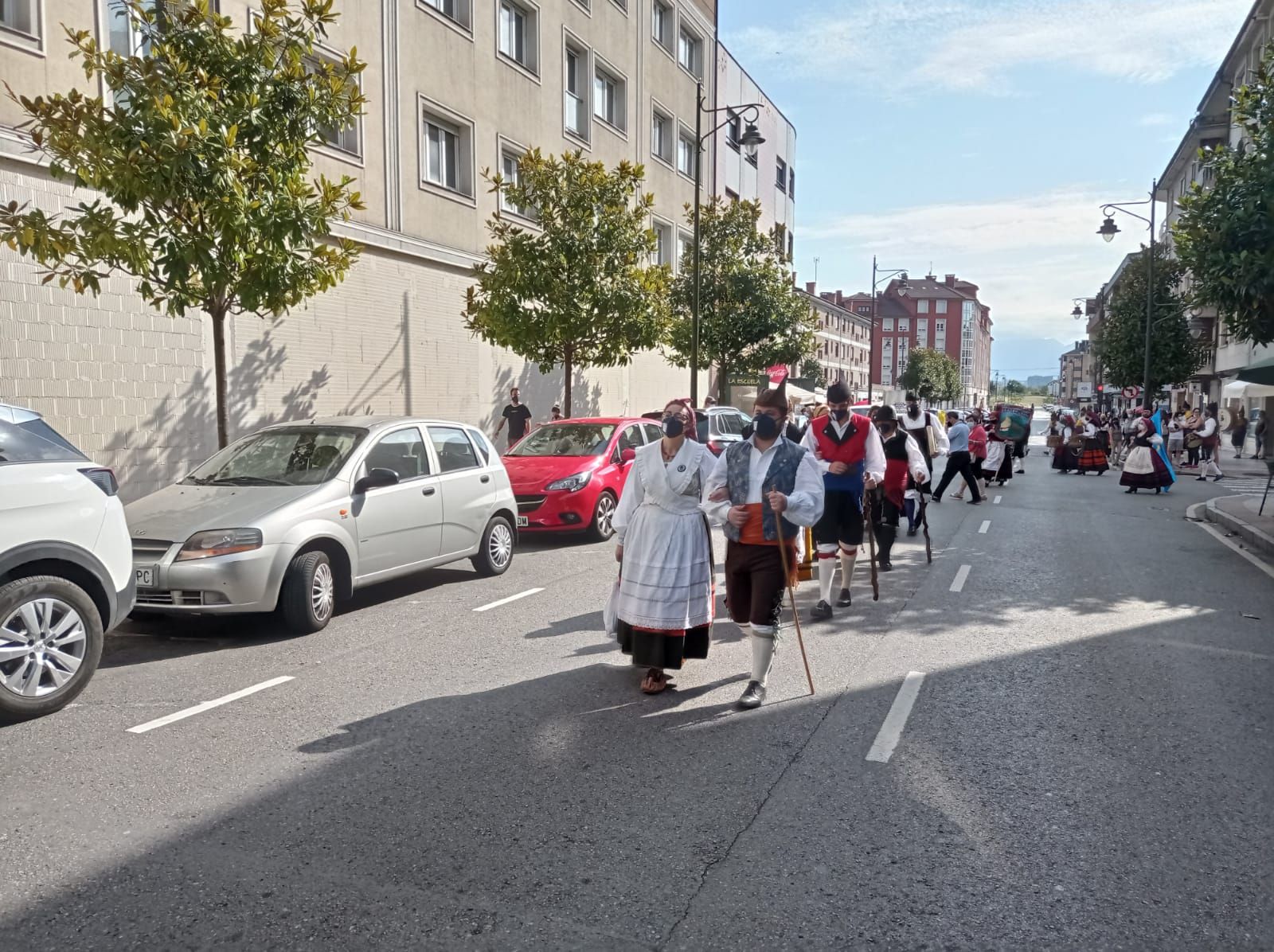 Así ha sido el desfile y la XXXVII Muestra Folclórica Internacional de Lugones