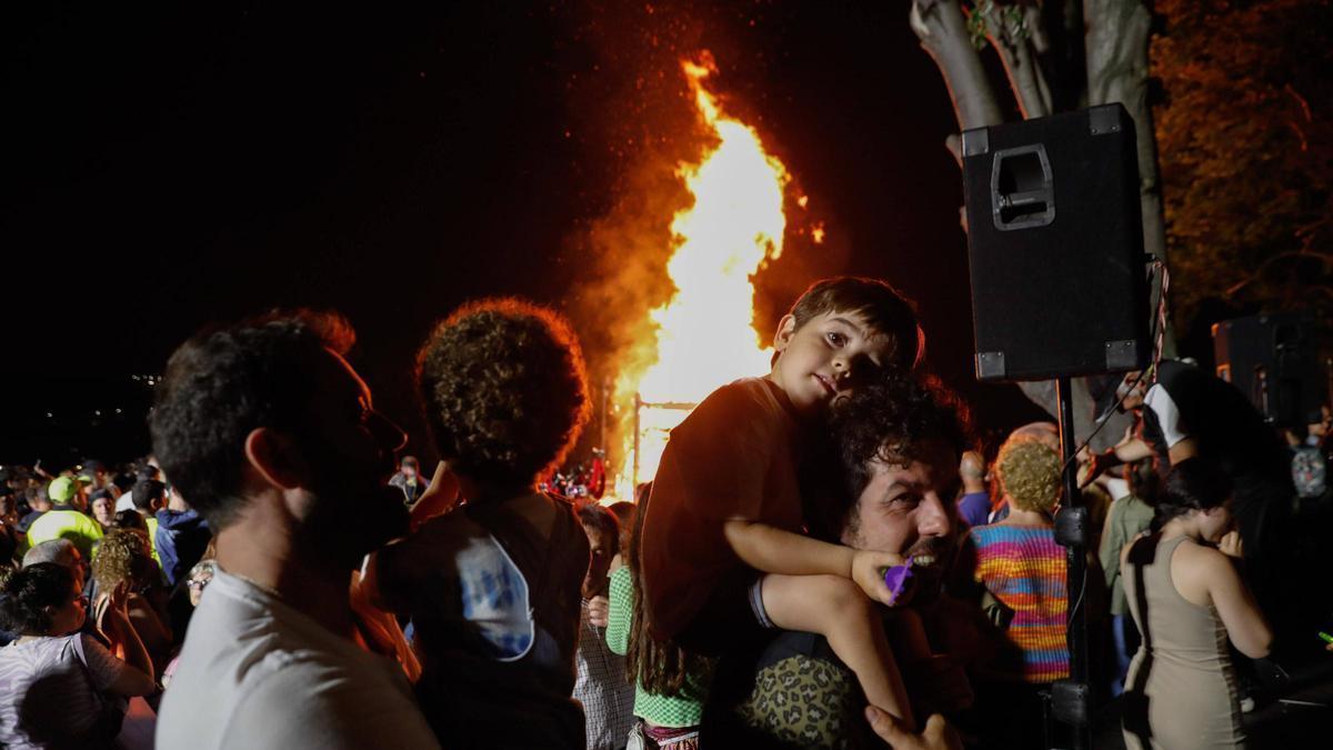 La comarca de Avilés arde por San Juan: programación y horarios de las diferentes celebraciones
