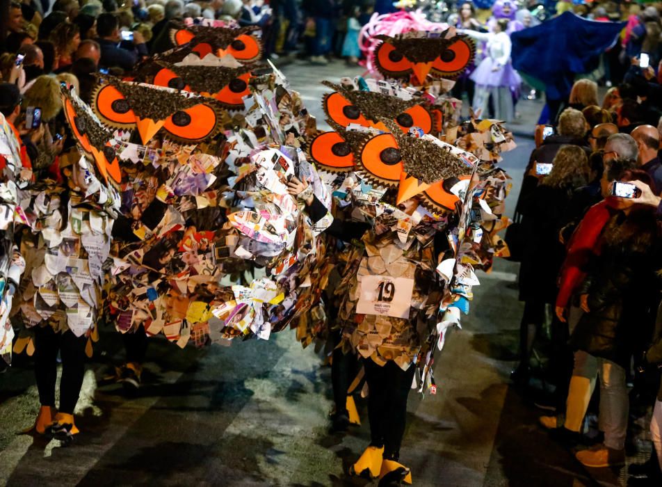 Desfile adulto de los carnavales de Benidorm