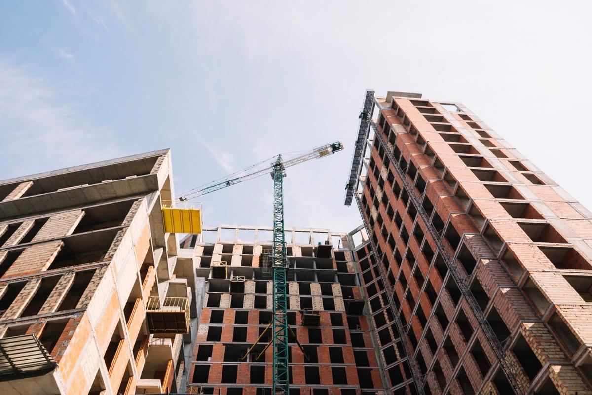 Vista de un edificio en construcción