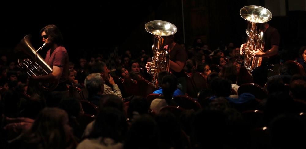 Concierto Escolar “Tubos y Tubas” para niños en Oviedo.