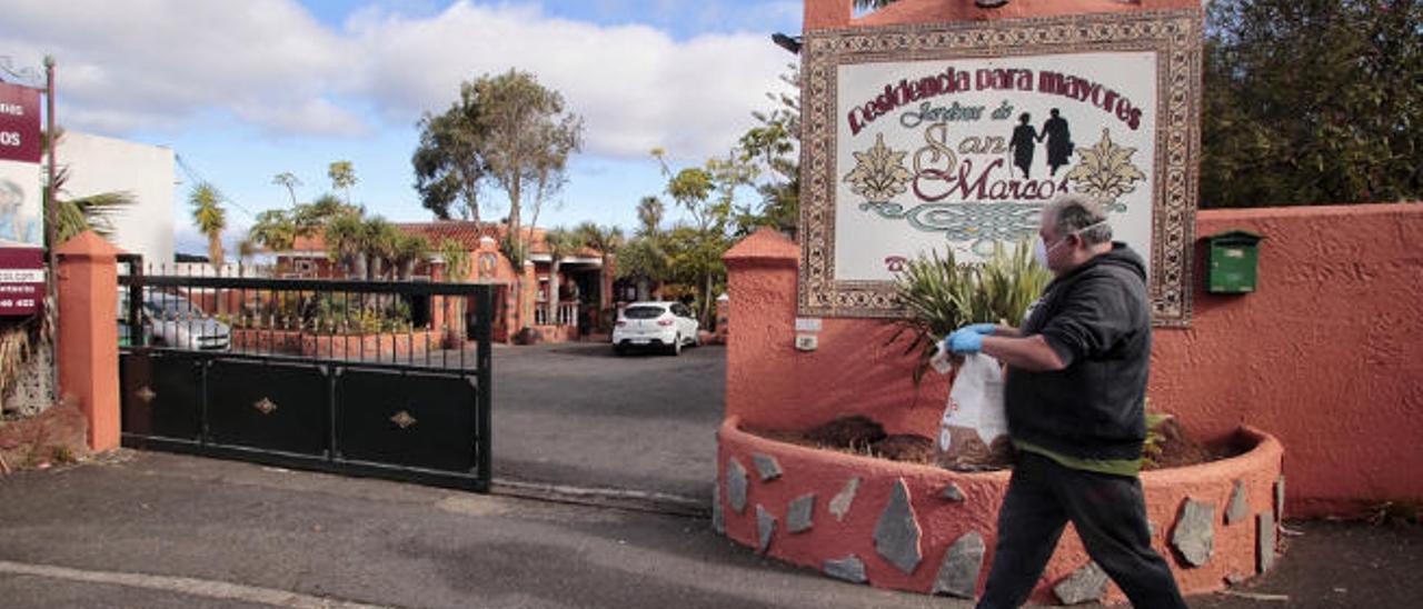 Centro de mayores de Tegueste, en Tenerife, donde ayer falleció un interno.