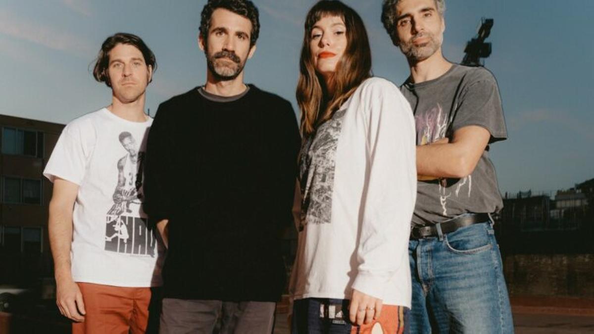 Imatge promocional dels barcelonins Heal, amb la figuerenca Laia Vehí