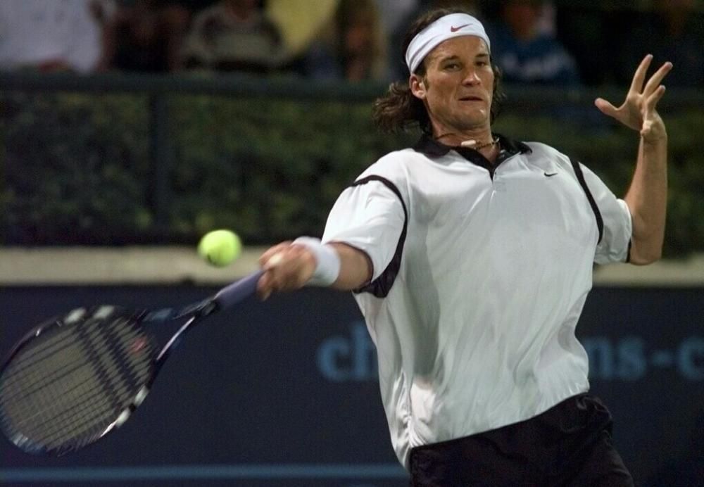 Carlos Moyá, en Indian Wells en 1999