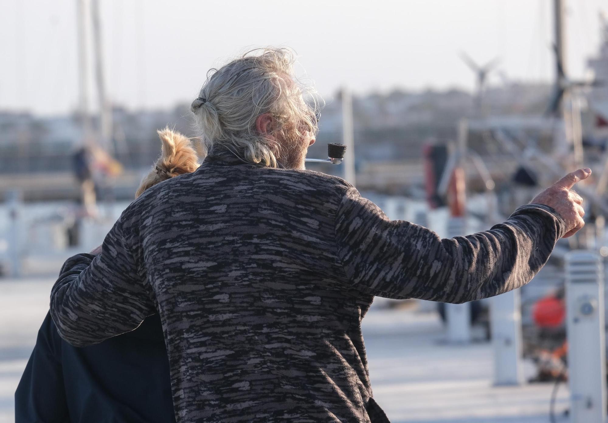 Así es vivir en un barco: la vida en el mar en la costa de Alicante se afianza como una opción de estilo de vida en alza