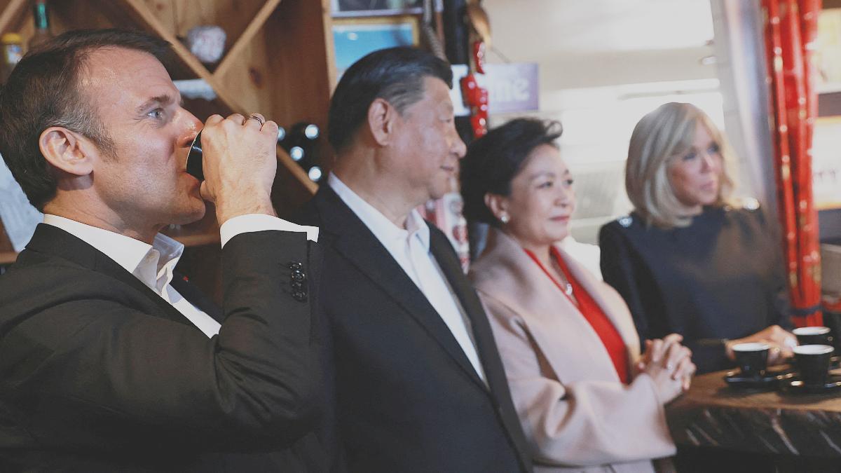 Encuentro entre Macron (izquierda) y Xi Jinping en el Tourmalet.