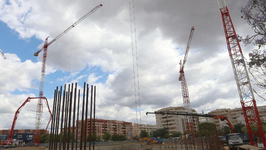 Obras de una promoción de viviendas en Málaga.