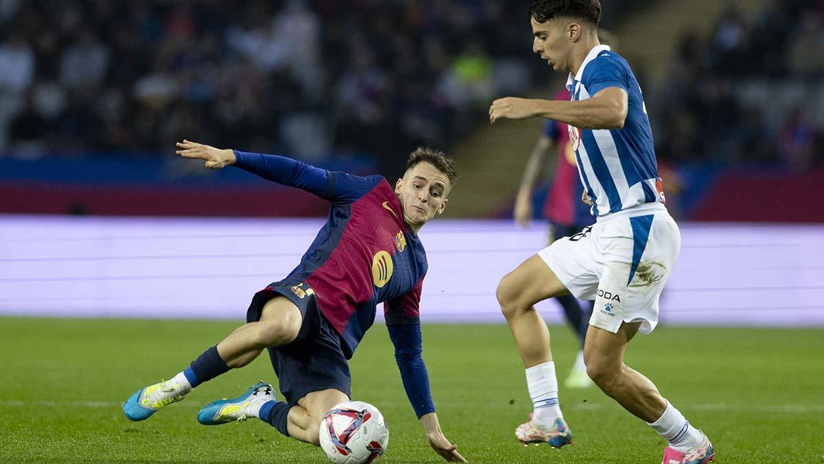 Marc Casadó en acción ante el Espanyol