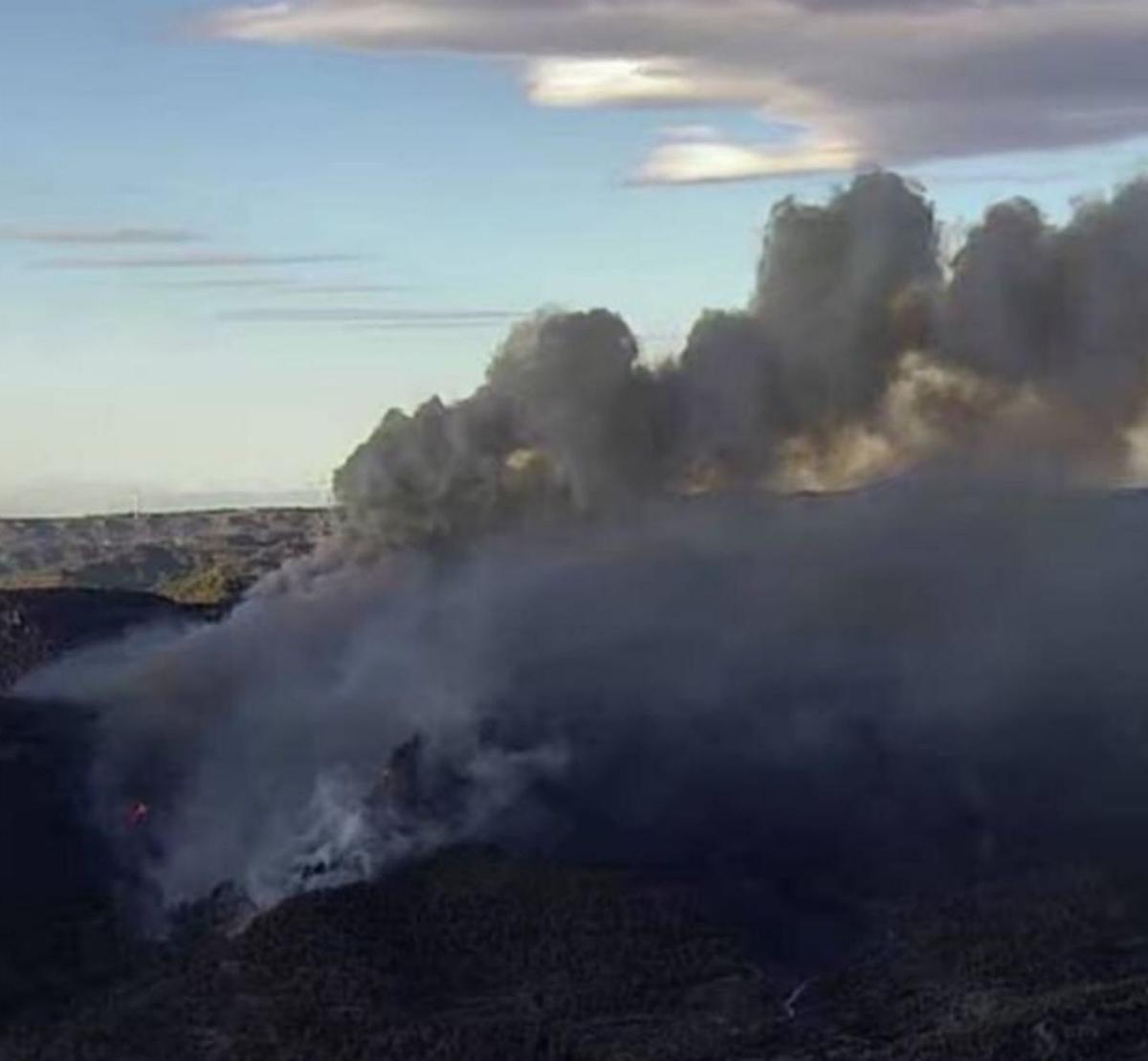 La serra de Montsant esquiva el pitjor incendi de l’estiu