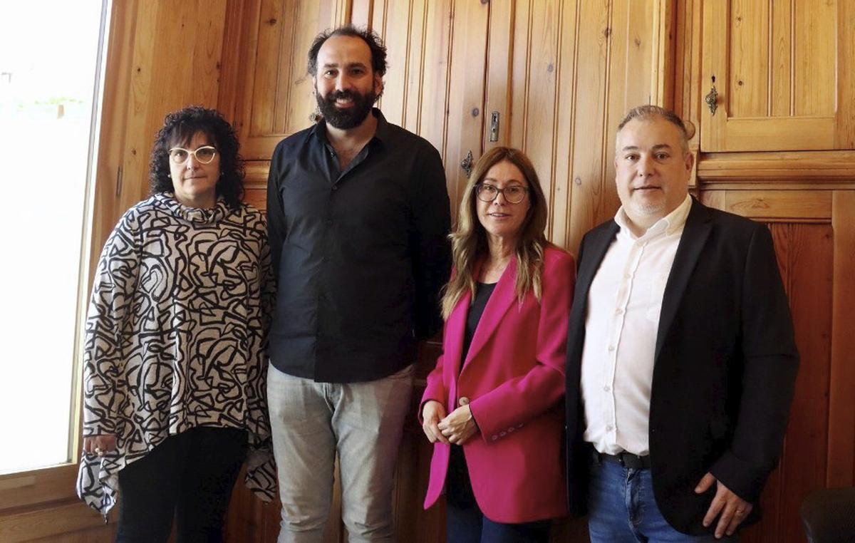 Els Hostalets de Pierola rep la subdelegada del Govern espanyol a Barcelona per donar a conèixer el nou arxiu | AJ. HOSTALETS DE PIEROLA