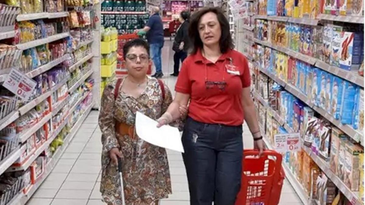 Profesionales formados acompañaran a las personas con discapacidad.