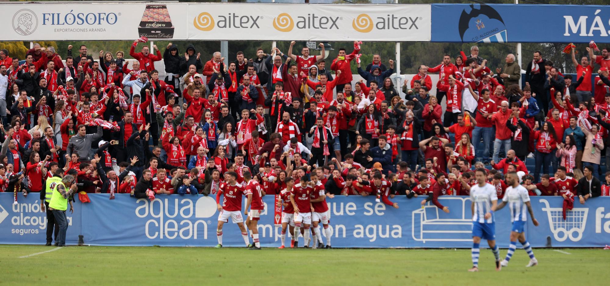 El Alcoyano se salva pese a su derrota con el Murcia