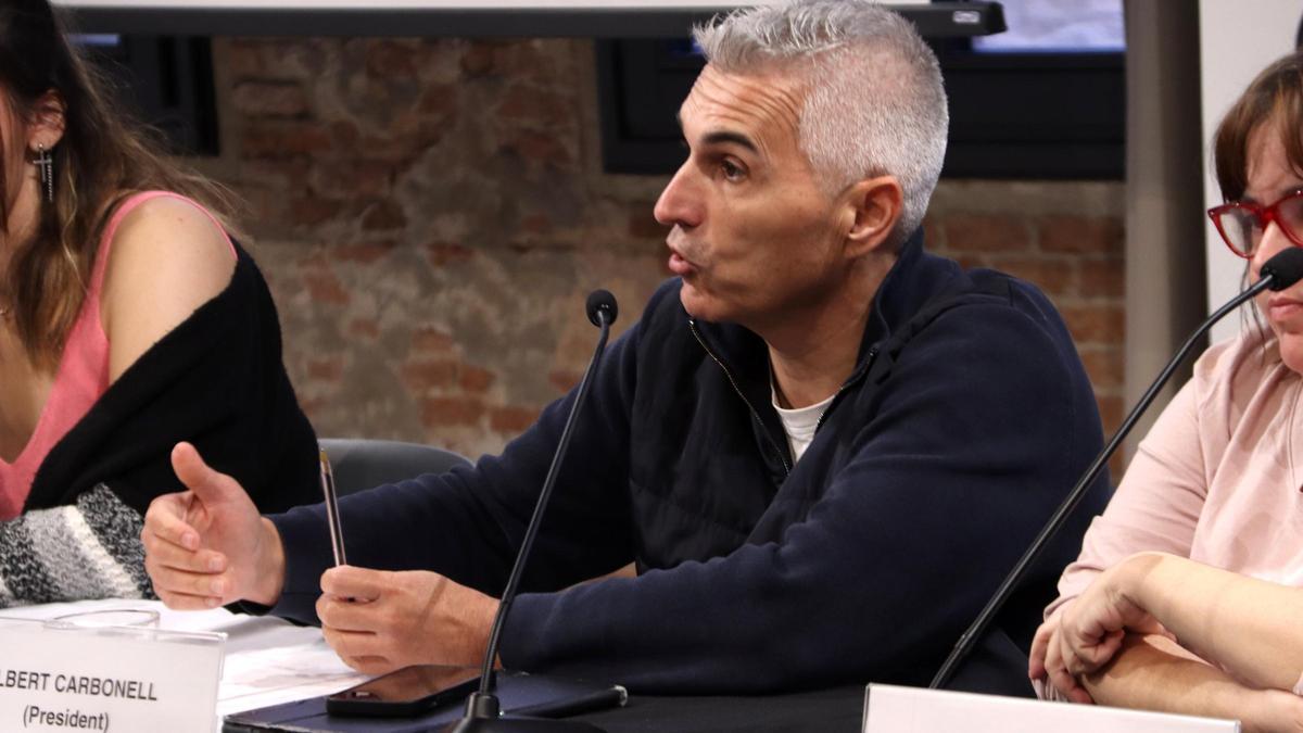 El President d'ECOM, Albert Carbonell, en la presentació de RADAR ECOM 2024, l’informe de vulneracions de drets i discapacitat física i/o orgànica de Catalunya.