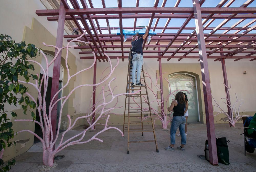 Instalaciones de arquitectura efímera en los museos de Alicante