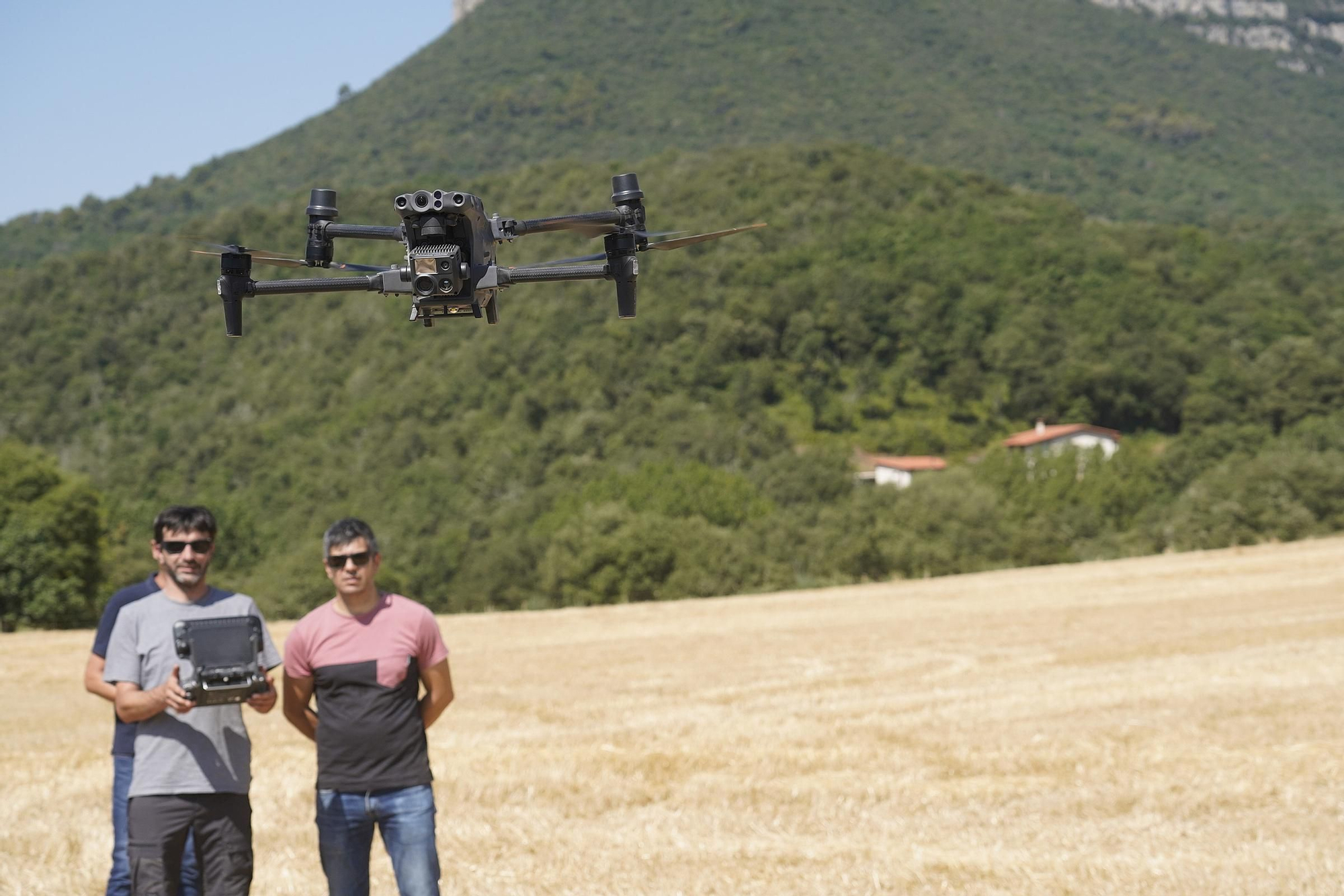Inicien un seguiment amb drons a la Vall de Llémena per mesurar l’impacte del senglar