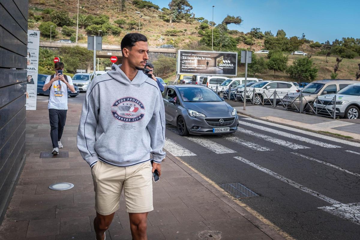 Maikel Mesa, saliendo de los juzgados Maikel Mesa, saliendo de los juzgados