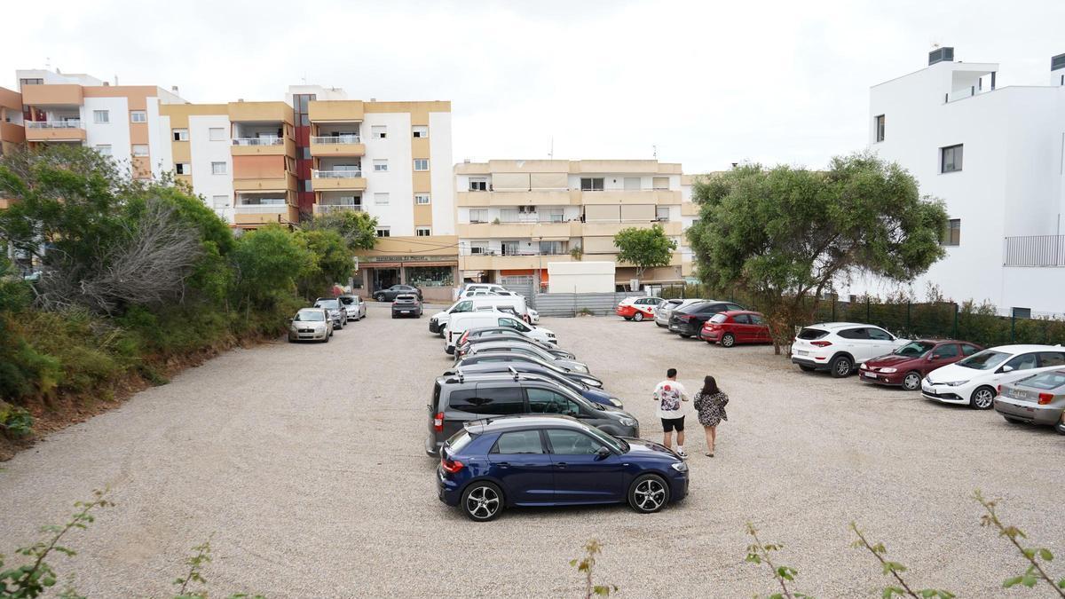 Nuevo aparcamiento.