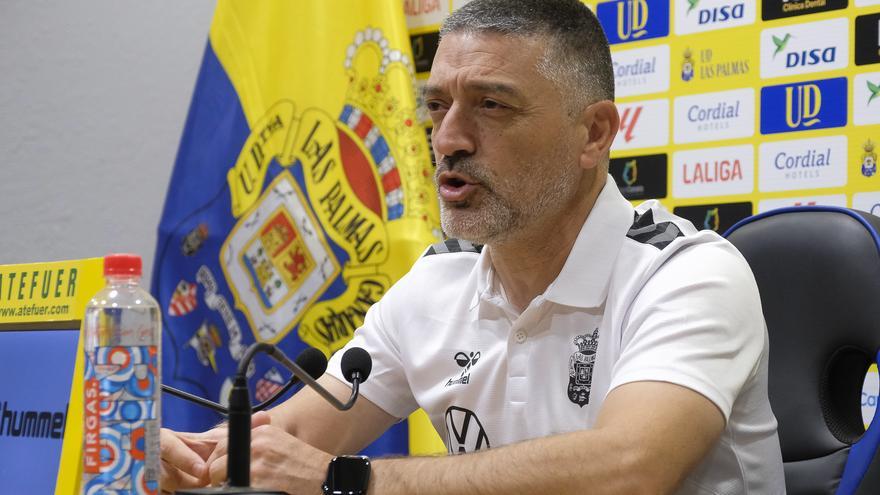 Rueda de prensa de Pimienta antes del partido ante el FC Barcelona